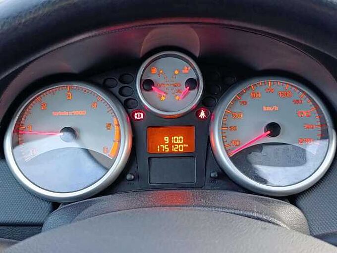 Peugeot 207 1.4 HDi Active * Garantie * Radio/CD *