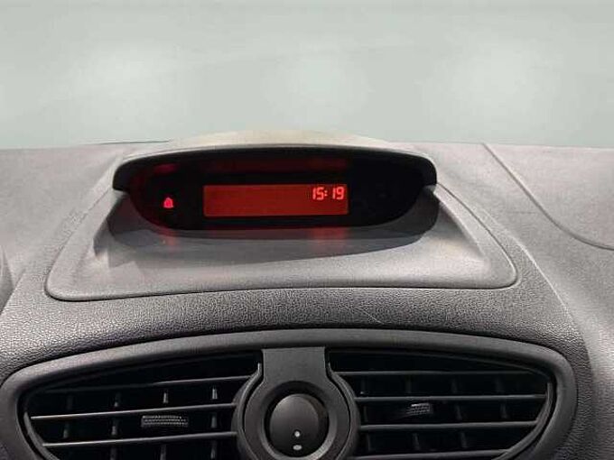 Renault Clio Clio 1.2i 16v Authentique *MP3 * kit hiver *radio*