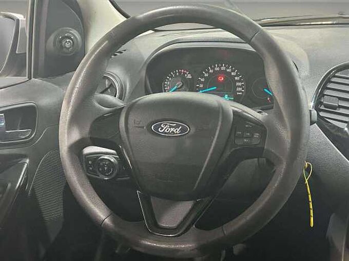 Ford Ka/Ka+ 1.2i Essential * Bluetooth * Cruise * Garantie