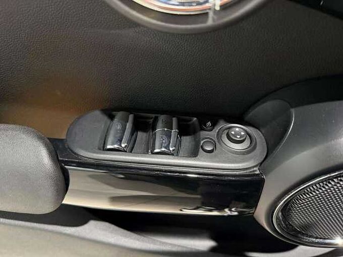 MINI Cooper Cabrio Mini Cabriolet 1.5 Cooper* GPS * bluetooth * clim*