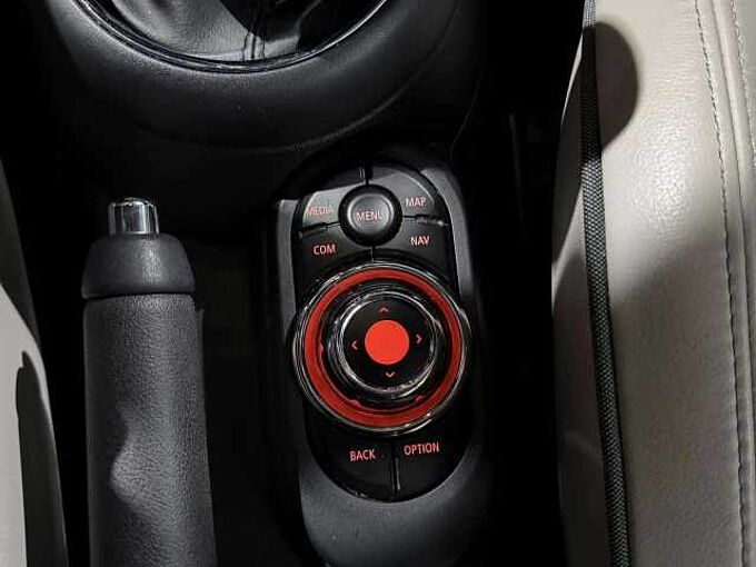 MINI Cooper Cabrio Mini Cabriolet 1.5 Cooper* GPS * bluetooth * clim*