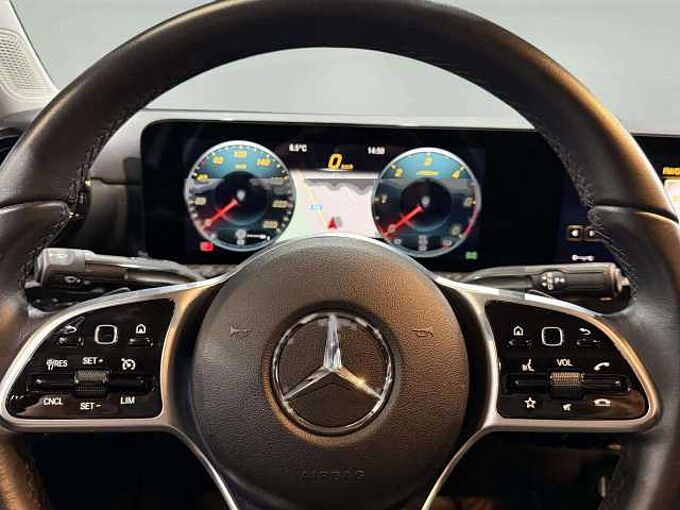 Mercedes-Benz A 180 A 180 d Business Solution