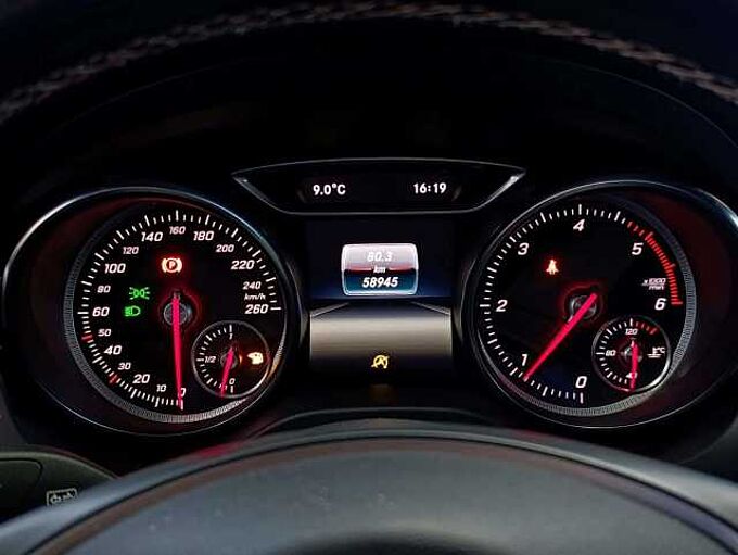 Mercedes-Benz CLA 180 d * Garantie *GPS * Cam&eacute;ra * Clim * Bluetooth*