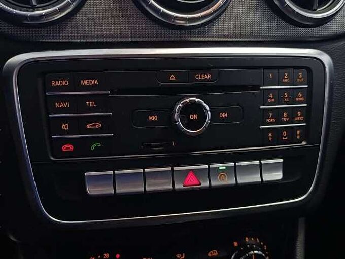 Mercedes-Benz CLA 180 d * Garantie *GPS * Cam&eacute;ra * Clim * Bluetooth*