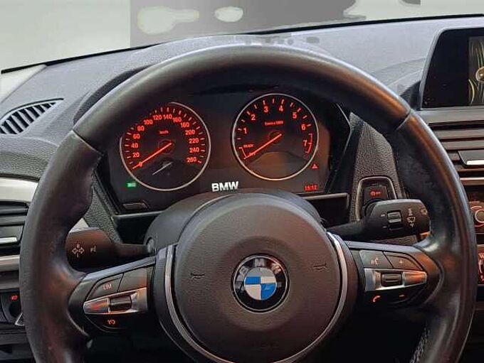 BMW 116 i * Garantie * Pack M Sport * GPS * Clim Auto *