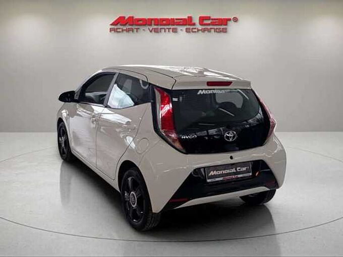 Toyota Aygo 1.0i VVT-i x-music * Garantie * Clim * Cam&eacute;ra *