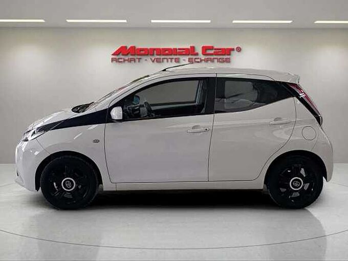 Toyota Aygo 1.0i VVT-i x-music * Garantie * Clim * Cam&eacute;ra *