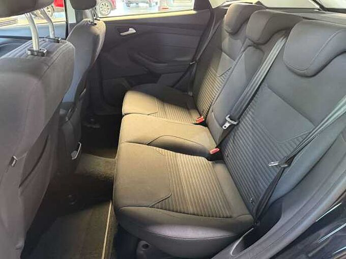 Ford Focus Titanium 1.5 TDCi 120 S * Automatique * GPS *