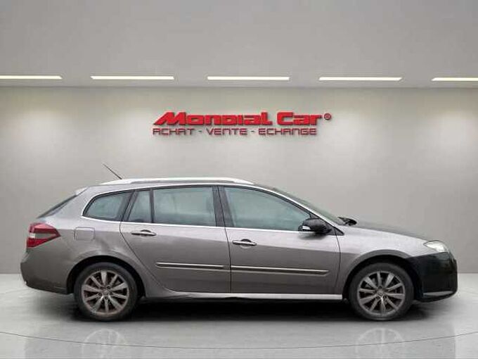 Renault Laguna Laguna Estate III 2.0 dCi 130 Celsium * marchand *