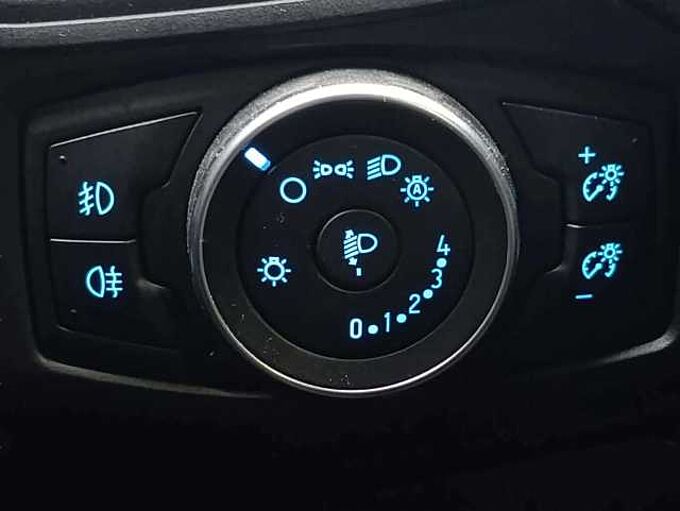 Ford Focus 1.0 EcoBoost Trend * Garantie * Clim * Bluetooth *