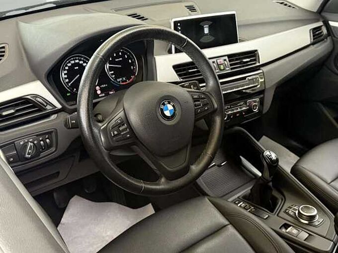 BMW X1 X1 1.5i sDrive18 OPF * Sièges chauff * Garantie