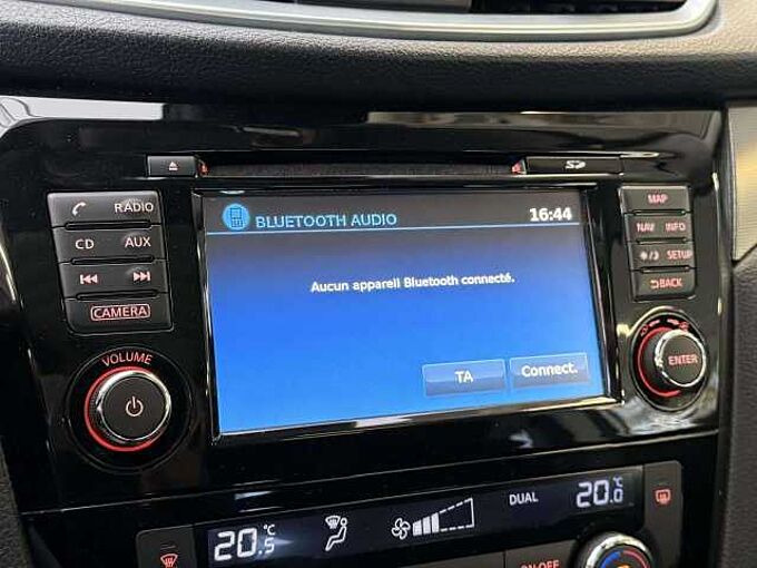Nissan Qashqai Qashqai 1.2 DIG-T* Caméra 360° * GPS * PANO
