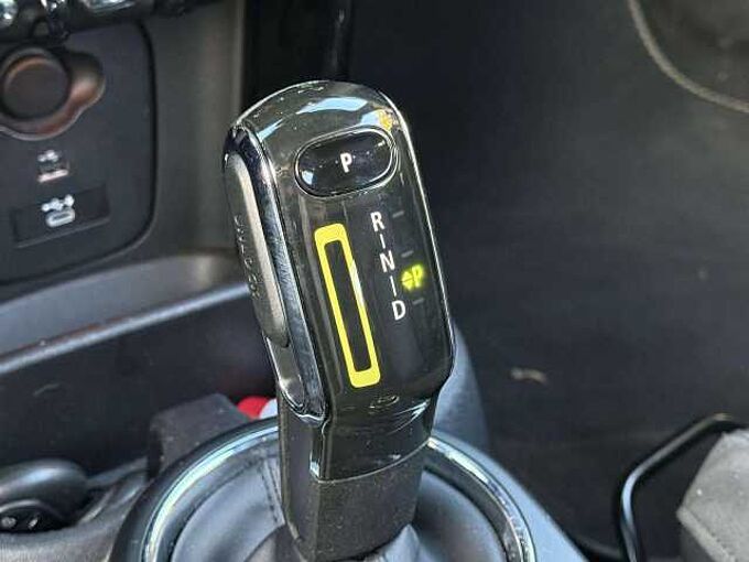 MINI Cooper SE e-Mini 28.9 kWh Cooper SE S