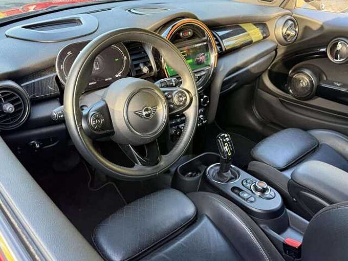 MINI Cooper SE e-Mini 28.9 kWh Cooper SE S