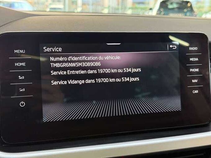 SKODA Kamiq Kamiq 1.0 TSI Ambition * CARPLAY * Toit pano *