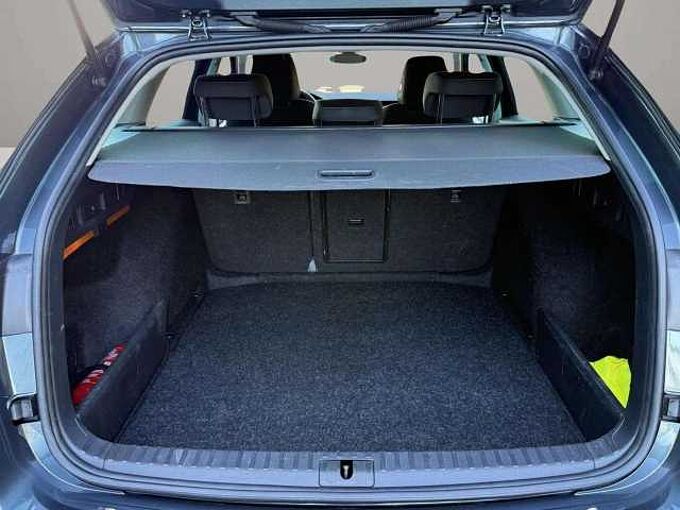 SKODA Octavia Octavia SW 2.0 TDi SCR Ambition DSG* Carplay *