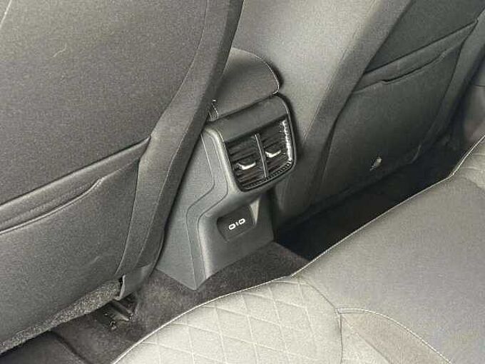 SKODA Fabia Fabia 1.0 TSI Style DSG * Carplay * GPS * GARANTIE