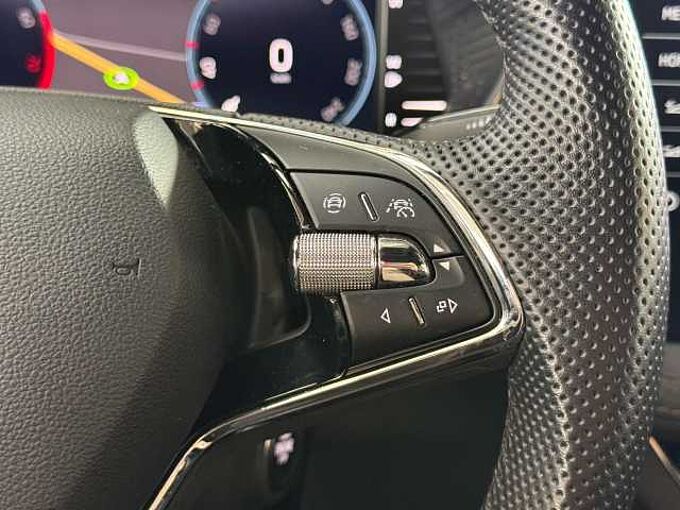 SKODA Fabia Fabia 1.0 TSI Style DSG * Carplay * GPS * GARANTIE