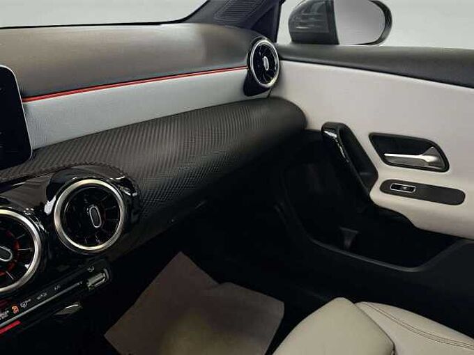 Mercedes-Benz A 180 A 180 d Business Solution* Automatique * Garantie