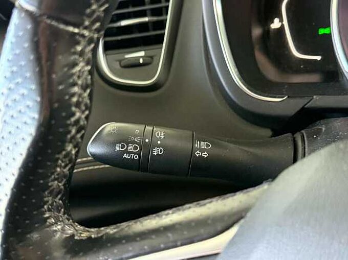 Renault Grand Scenic Grand Scénic 1.33 TCe Black Edition EDC GPF