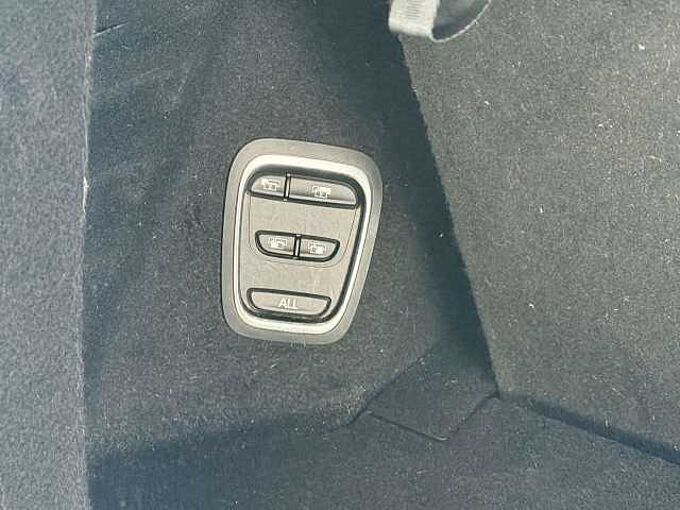 Renault Grand Scenic Grand Scénic 1.33 TCe Black Edition EDC GPF