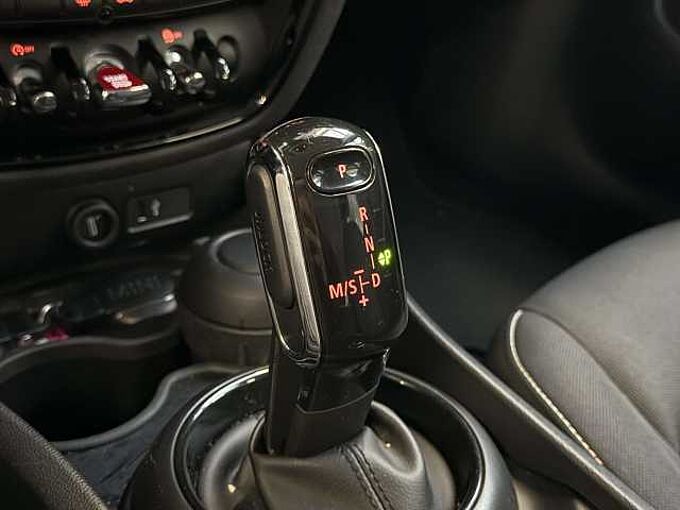 MINI Cooper Clubman Mini Clubman 1.5A Cooper OPF (EU6AP)