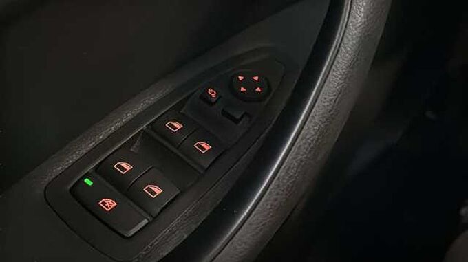 BMW X1 X1 sDrive16d Aut. * GPS * Aides Conduite *Garantie