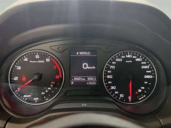 Audi Q2 Q2 30 TFSI Design S tronic * Automatique * GPS *