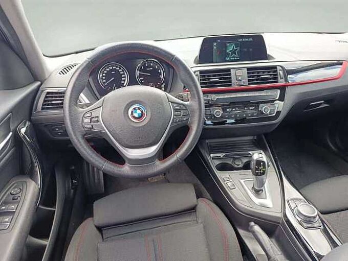 BMW 118 118iAutomatique  OPF Sport M * GPS * GARANTIE *-