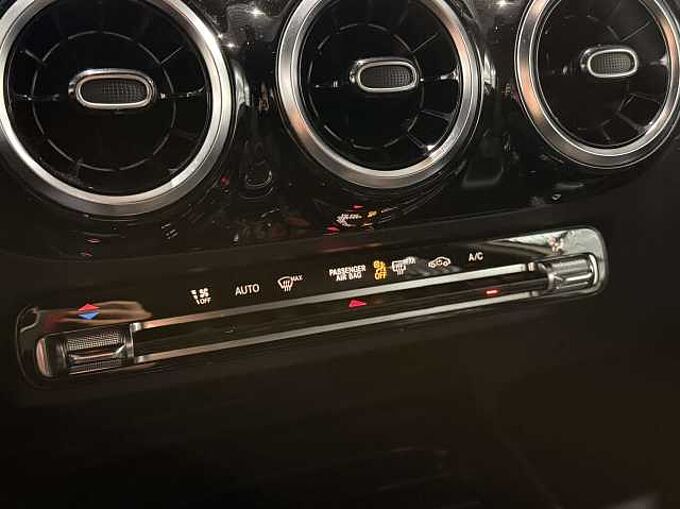 Mercedes-Benz B 180 B 180 d Business Automatique * Caméra * GPS *